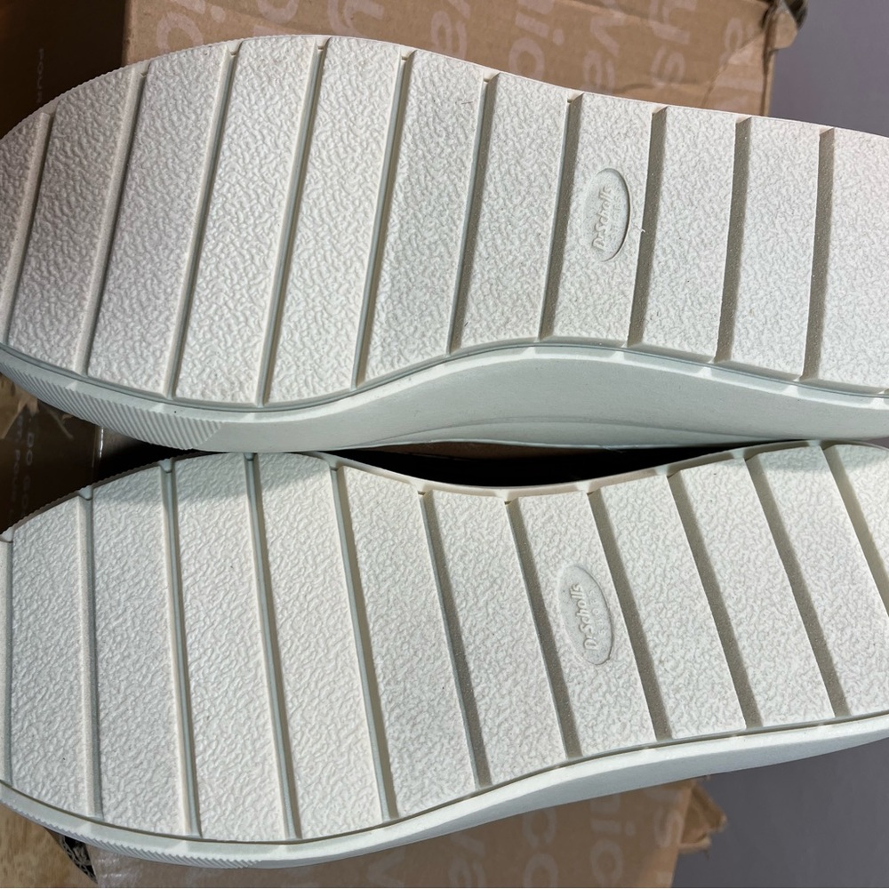 Dr. Scholl’s Platforms Sneakers.  Size:  8 - Picture 8 of 11
